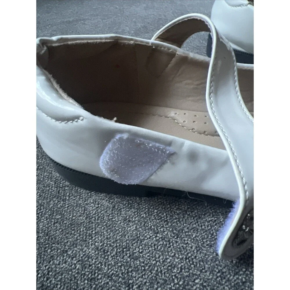Unbranded Mary Jane Flats Kids Size‎ 12 White Patent Bow Dress Shoes
